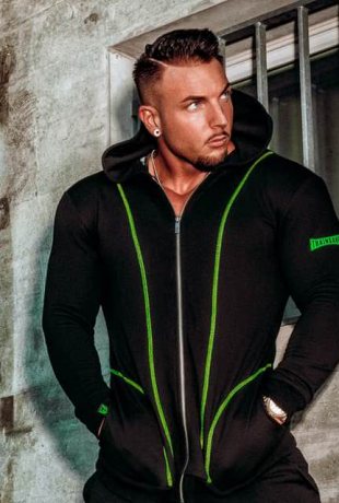 TRAINSANE Hoodie BLACK