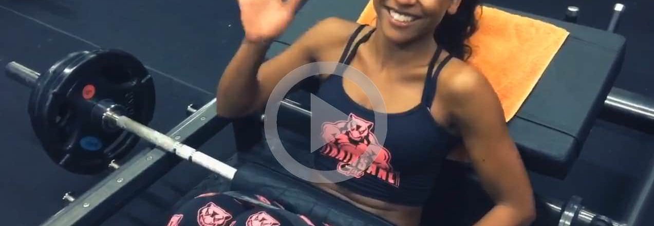 Beine & Po mit TRAINSANE GIRL Bikini-Athletin Denize