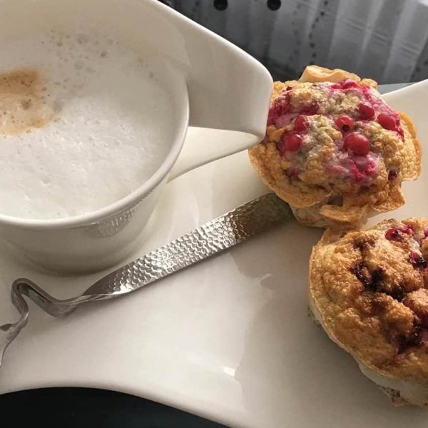 Low-Carb Nuss-Berry Eiklar