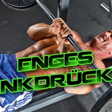 Enges Bankdrücken an der Multipresse mit V-Griff – wie du deine Brust zum explodieren bringst